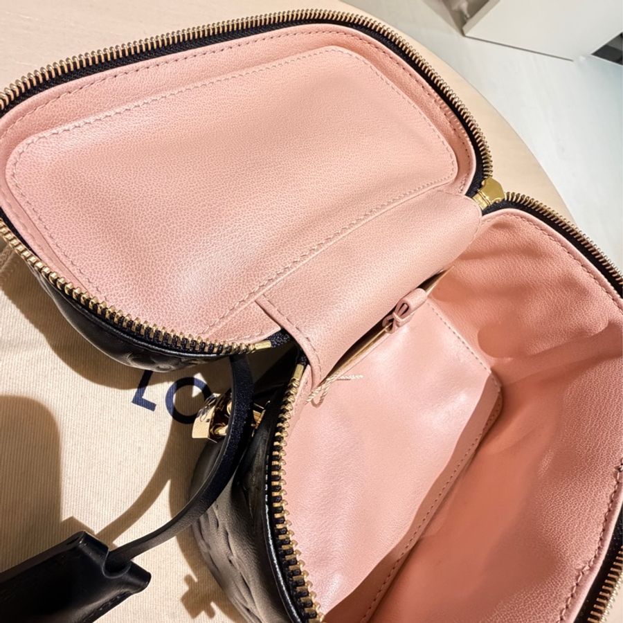 Louis Vuitton Vanity PM 黑色壓紋｜全新未使用｜手提斜背-12