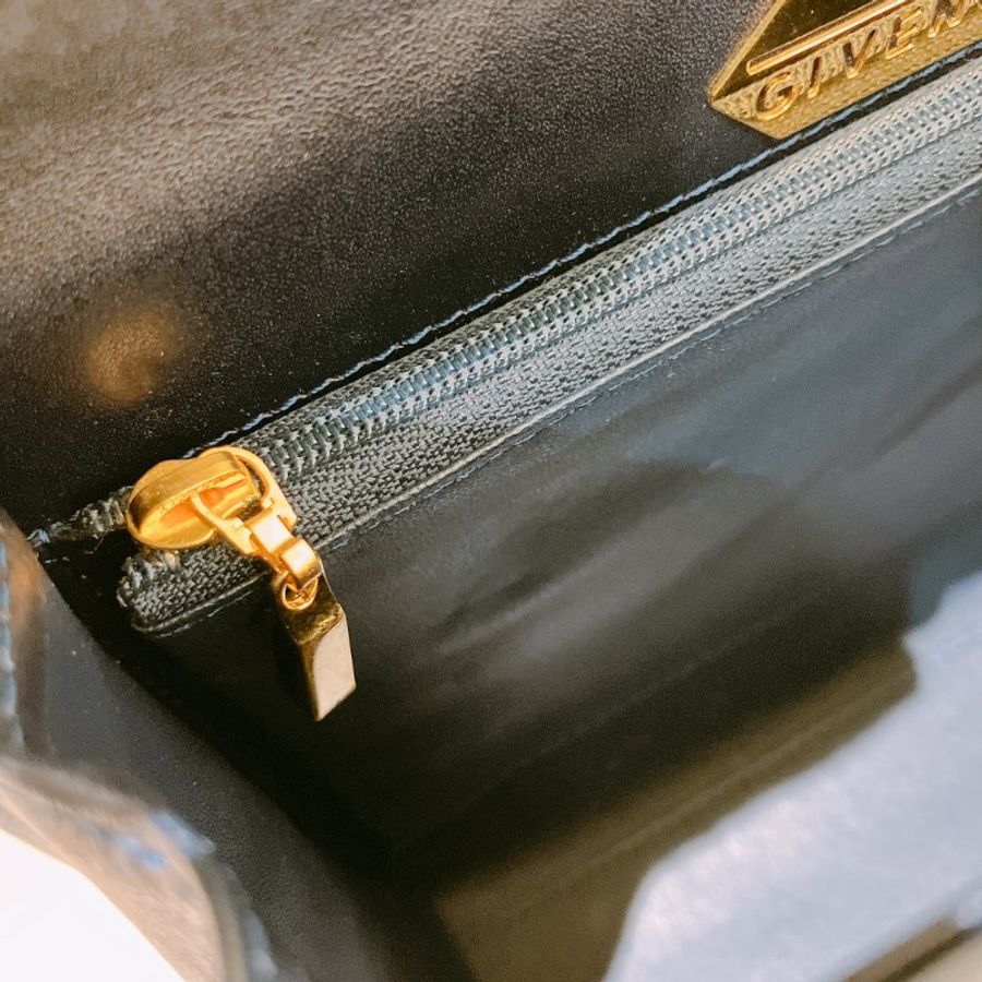 TK1974 Givenchy 紀梵希復古翻蓋式兩用包包 Vintage Circle Logo 2 Way Bag Calfskin Navy x GHW #1300875 1283577(80%New) (N/A)-32