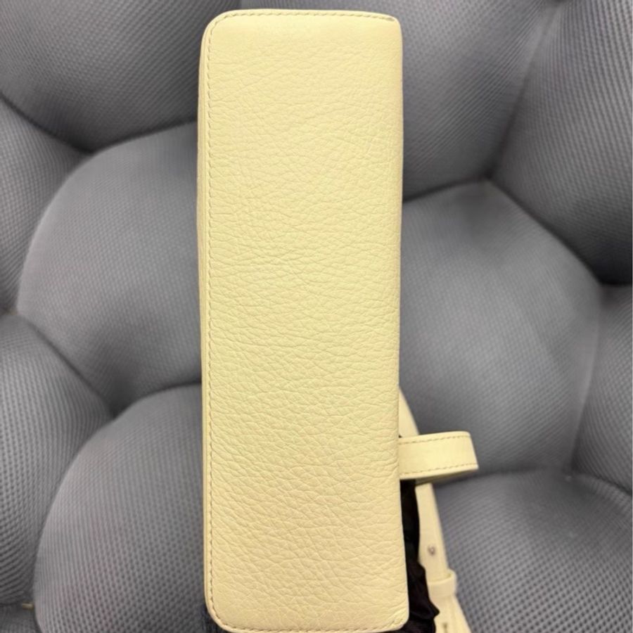 【97新 ✨ 全網最低價!】Loro Piana LP19飯盒包 淡黃色 手提包 單肩包 斜挎包(下單前先詢問庫存❗️)-6