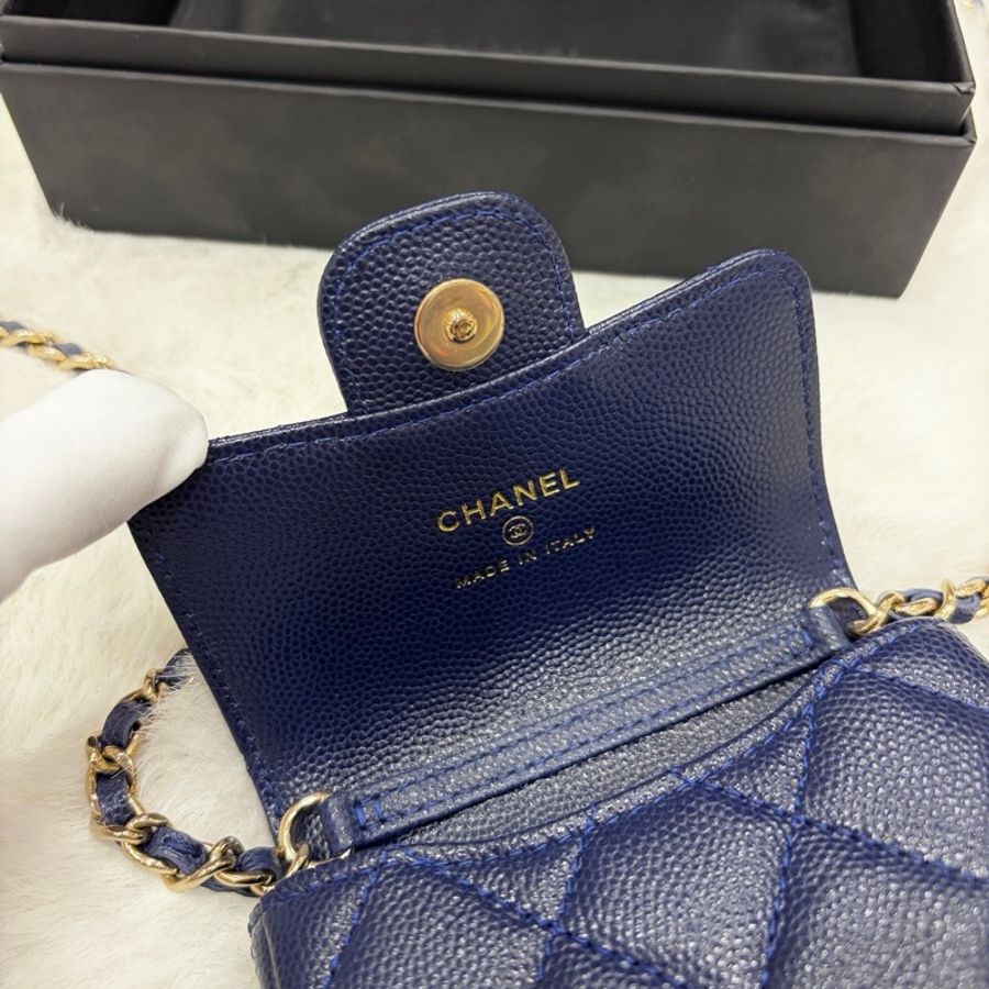 閒置新Chanel香奈兒 深藍色淡金扣荔枝牛皮鏈條斜挎包 mini小woc小卡包 附件:防塵袋 盒子。-6