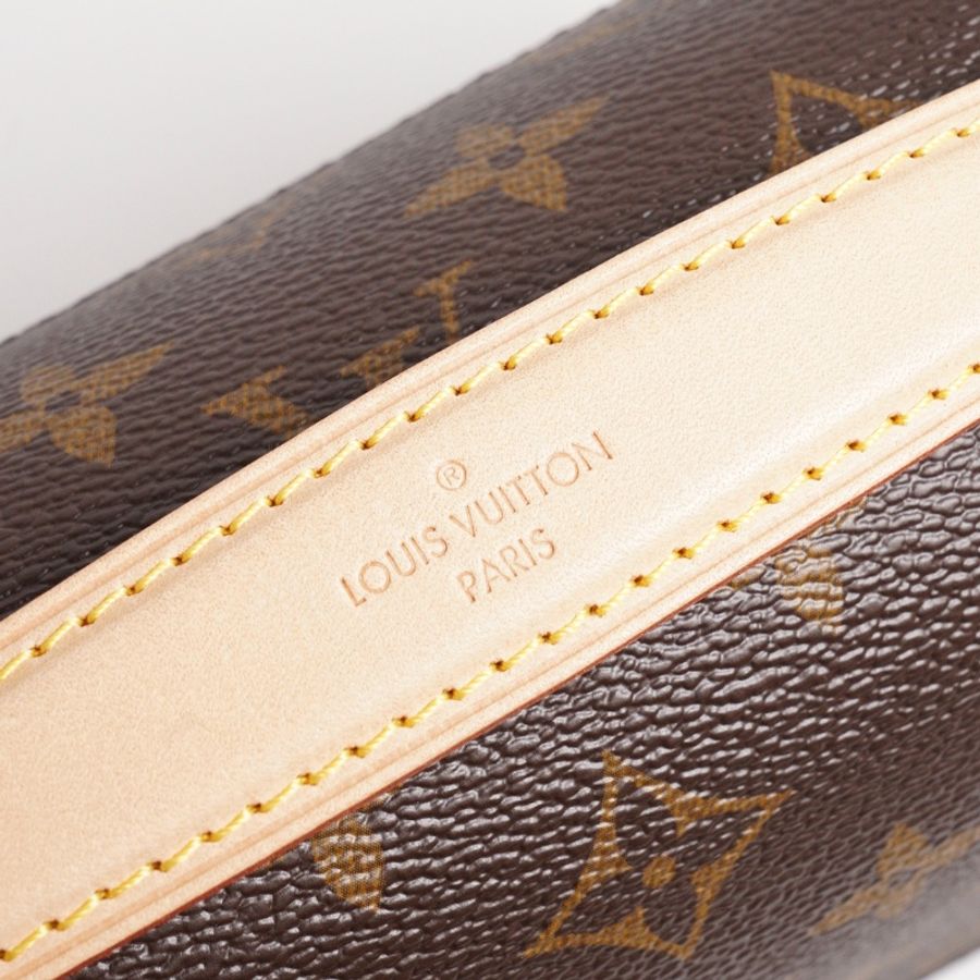 LOUIS VUITTON Pochette Métis-6