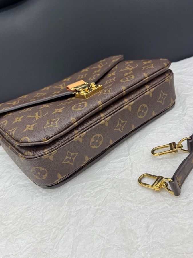 LV路易威登 老花郵差包 尺寸25*19*7cm 無附件-5