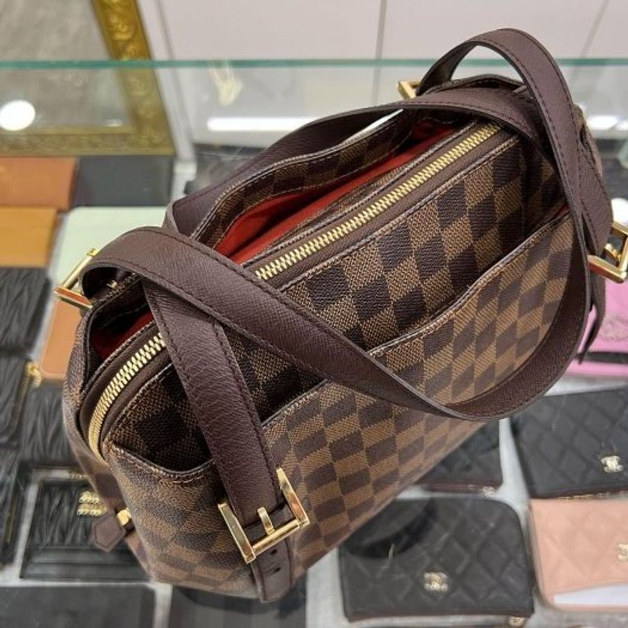 東區正精品㊣LV N51174 咖啡色棋盤格咖格前後口袋拉鍊足球包元寶包手提包 RZ6317-6