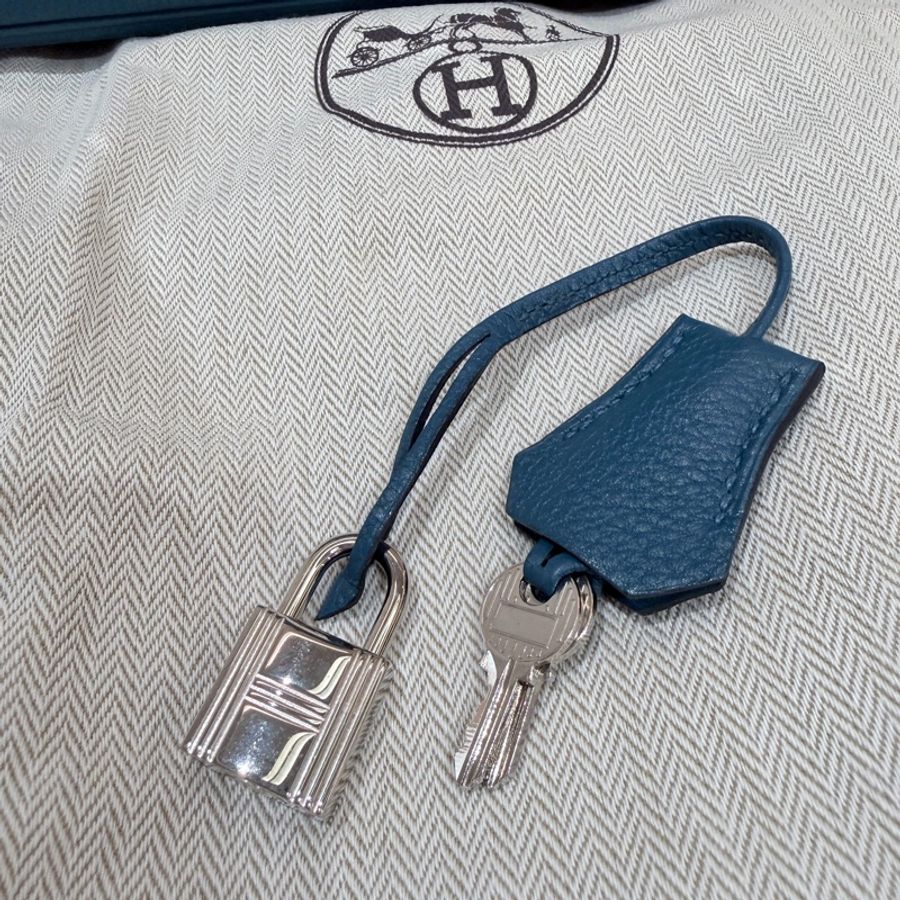 Hermes Birkin 25/ 伊茲密爾藍 銀扣/ 框Q-11
