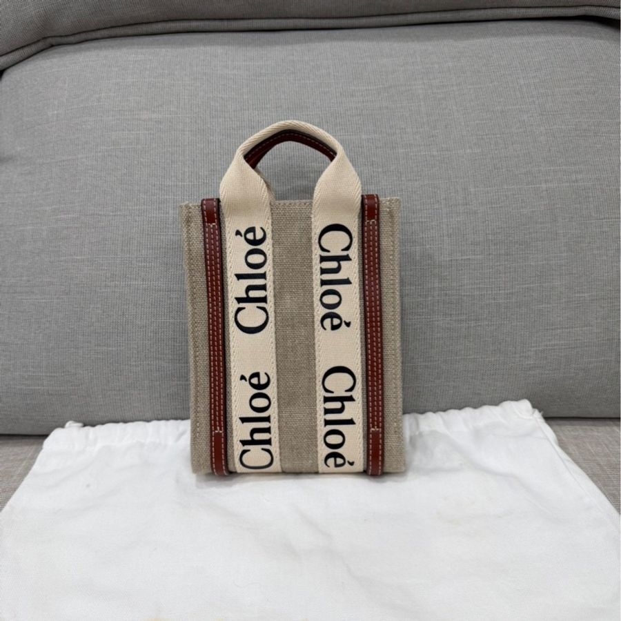 Chloe’ 蔻依 Woody North South 亞麻帆布皮革飾邊直立手提/斜背包(咖啡色)-4