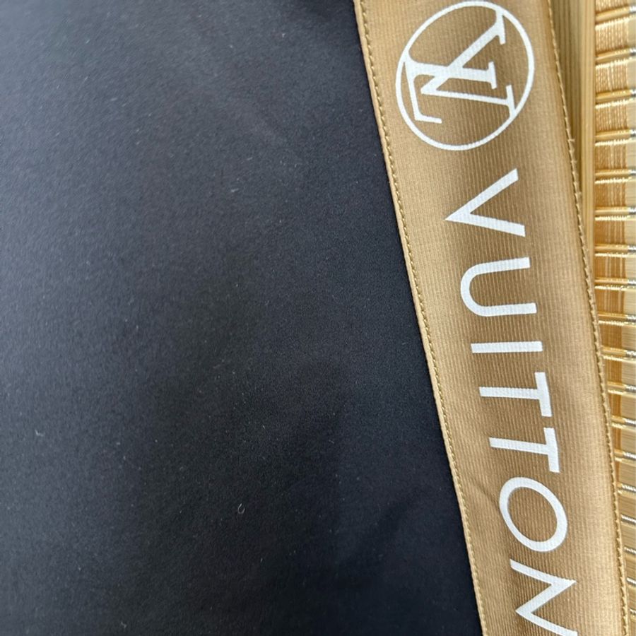 LV 運動寬褲,側邊logo設計 秋冬款 36碼-3