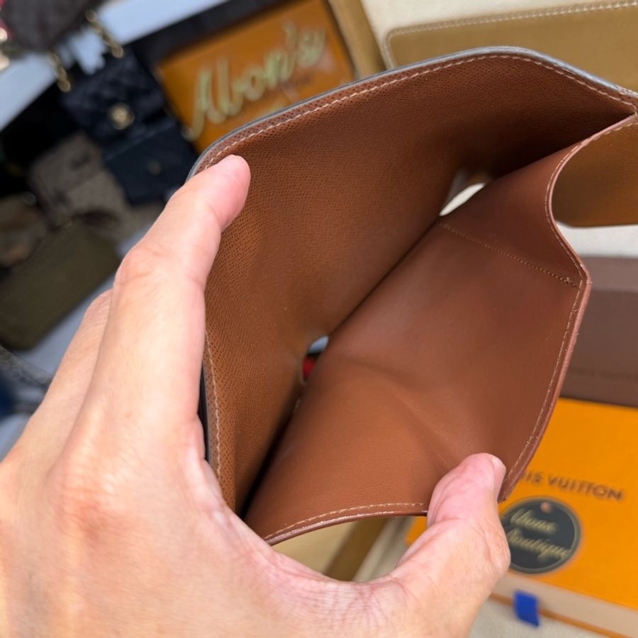 Louis Vuitton Victorien老花信封三折短夾🤎釋出必售-9