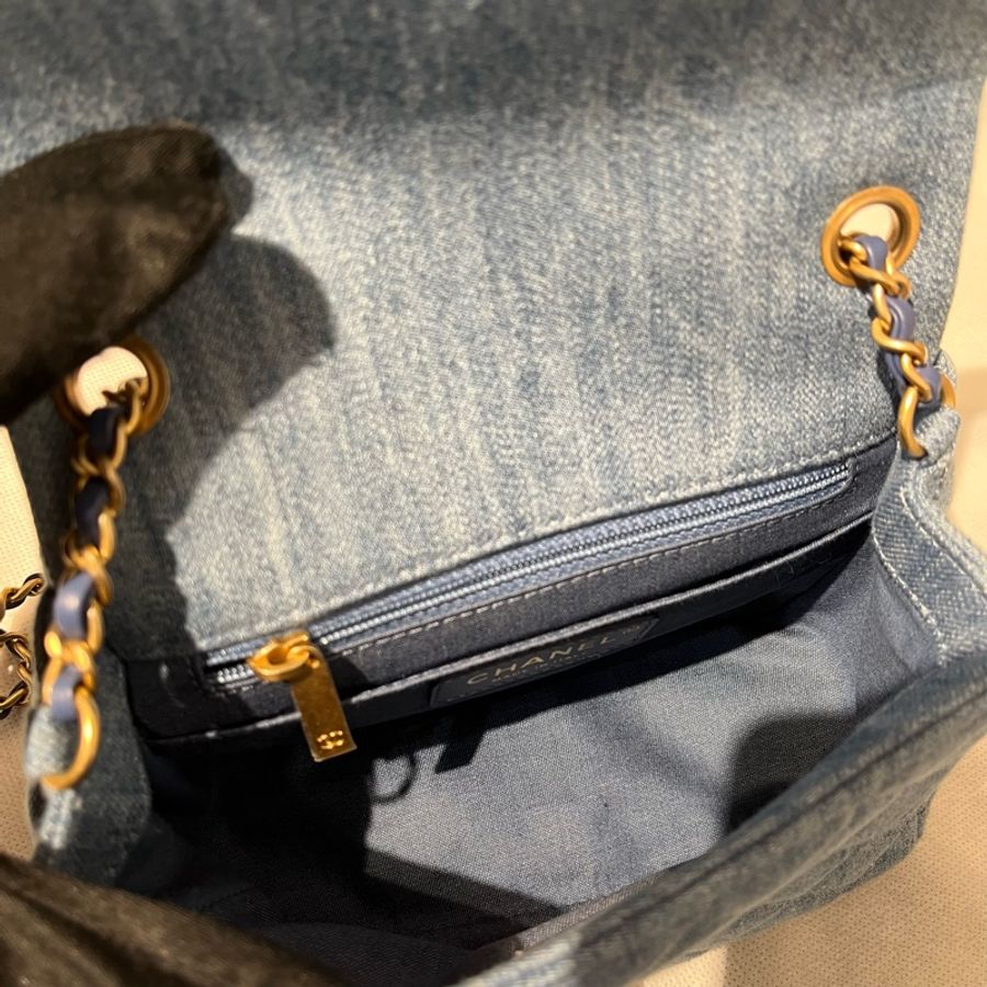 Chanel 牛仔布金球CF 17-8