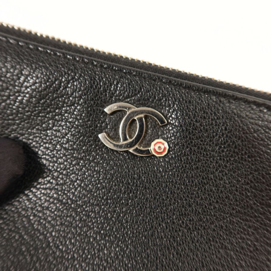 CHANEL 牛皮皮革Mini Pouch銀扣小袋-8