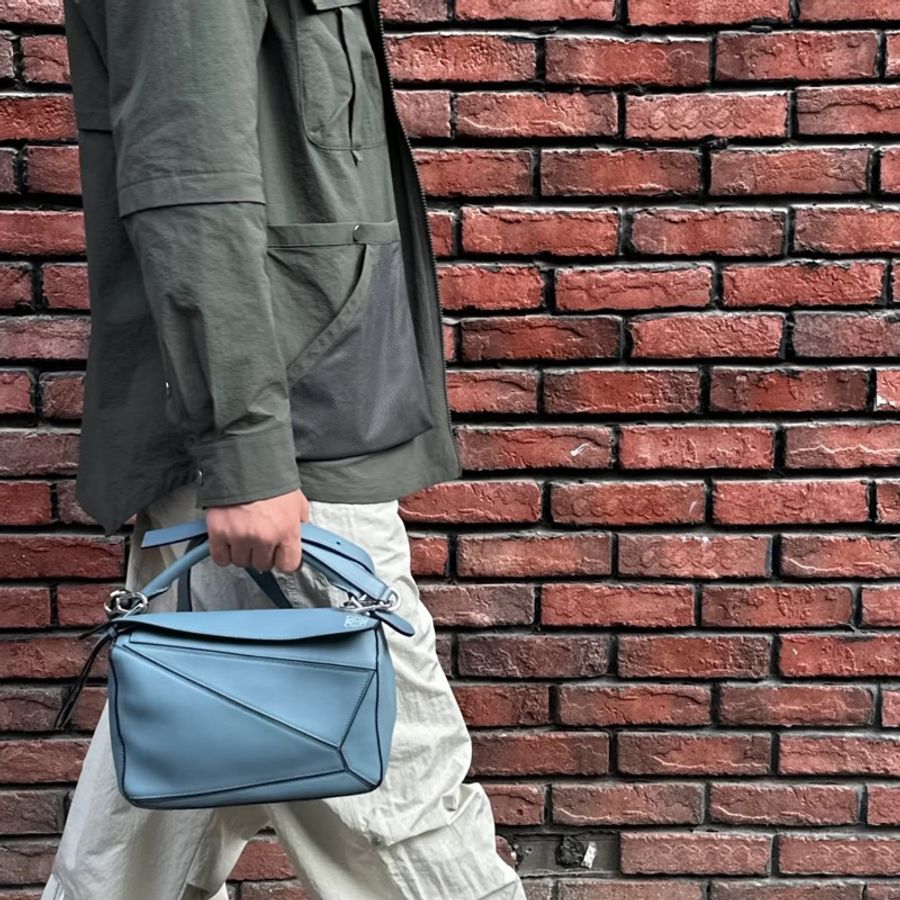 🎩👠Loewe羅意威Puzzle小号 霧霾藍幾何包 尺寸24×16 附件肩帶-7