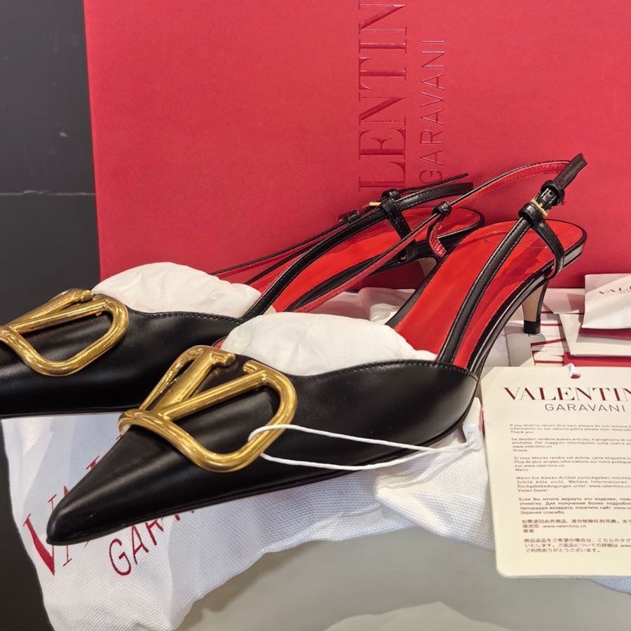 全新全套Valentino華倫天奴 牛皮高跟鞋 4cm 女款 黑色 38.5碼-0