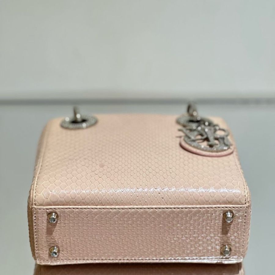 DIOR LADY DIOR MINI 鑽扣黛妃三格 蛇皮 手提肩背包20*17 藕粉色淡粉色 98新配件肩帶保卡盒子塵袋-5