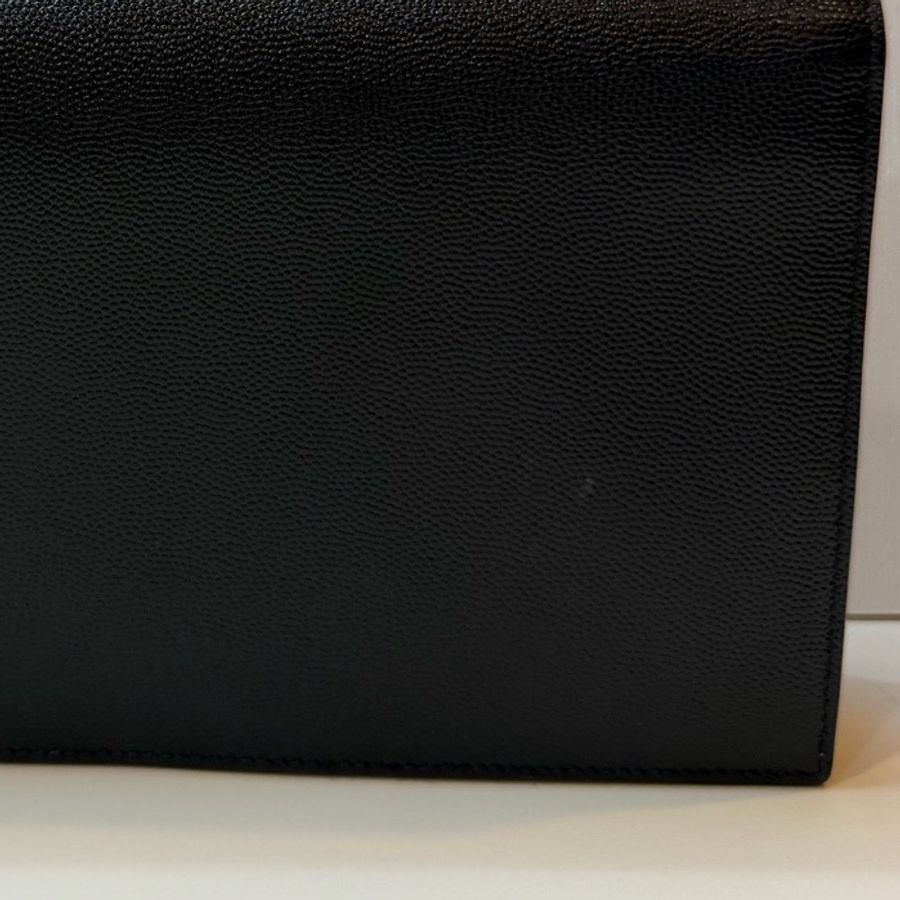 YSL 聖羅蘭 魚子醬kate 底長24cm 黑色手拿包-9