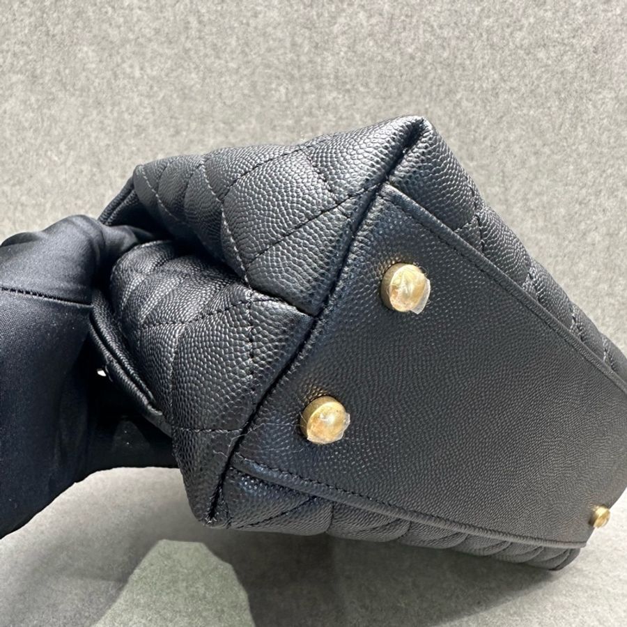 Chanel香奈兒Coco handle 憨豆 黑金紅蜥蜴手柄小號手提單肩斜挎包-6