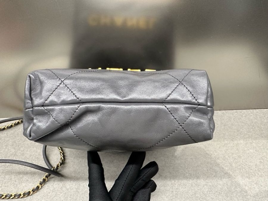 Chanel香奈兒 22 BAG mini牛皮 深灰色 金扣 單肩斜挎包 (23B)-4
