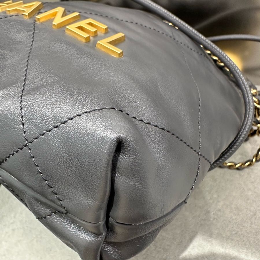 Chanel香奈兒 22 BAG mini牛皮 深灰色 金扣 單肩斜挎包 (23B)-15