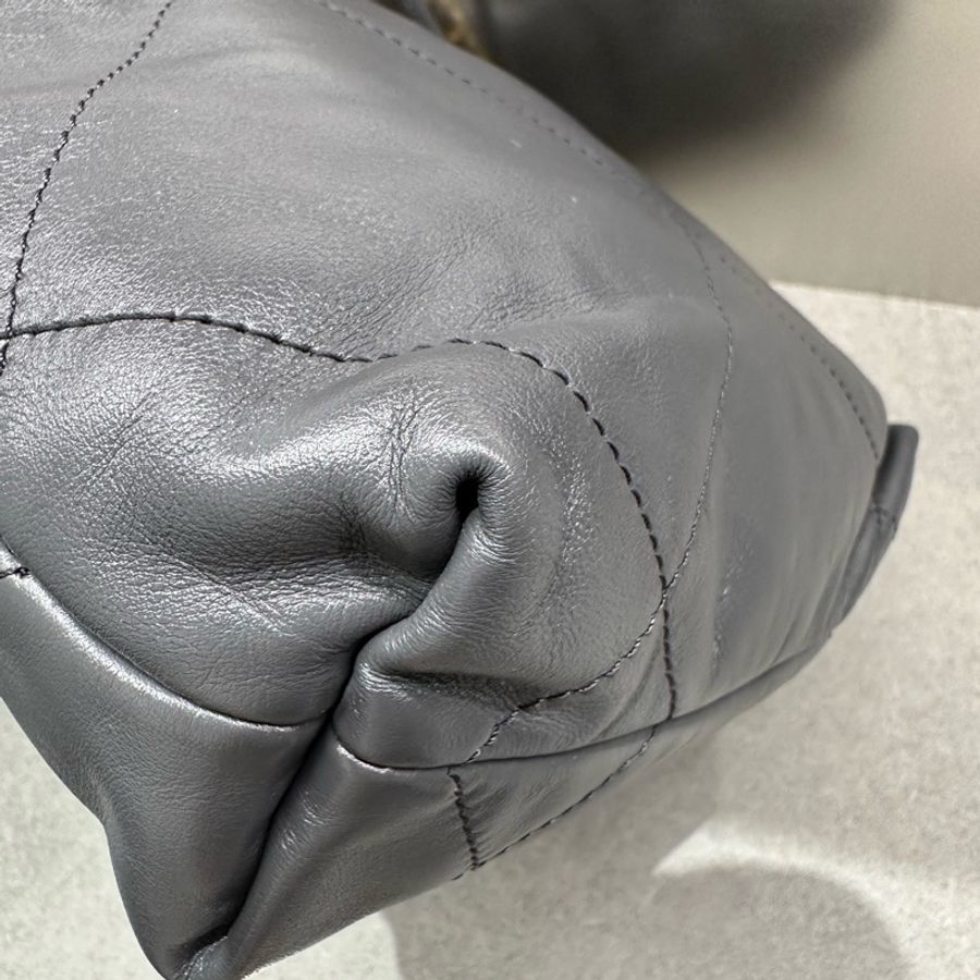 Chanel香奈兒 22 BAG mini牛皮 深灰色 金扣 單肩斜挎包 (23B)-18