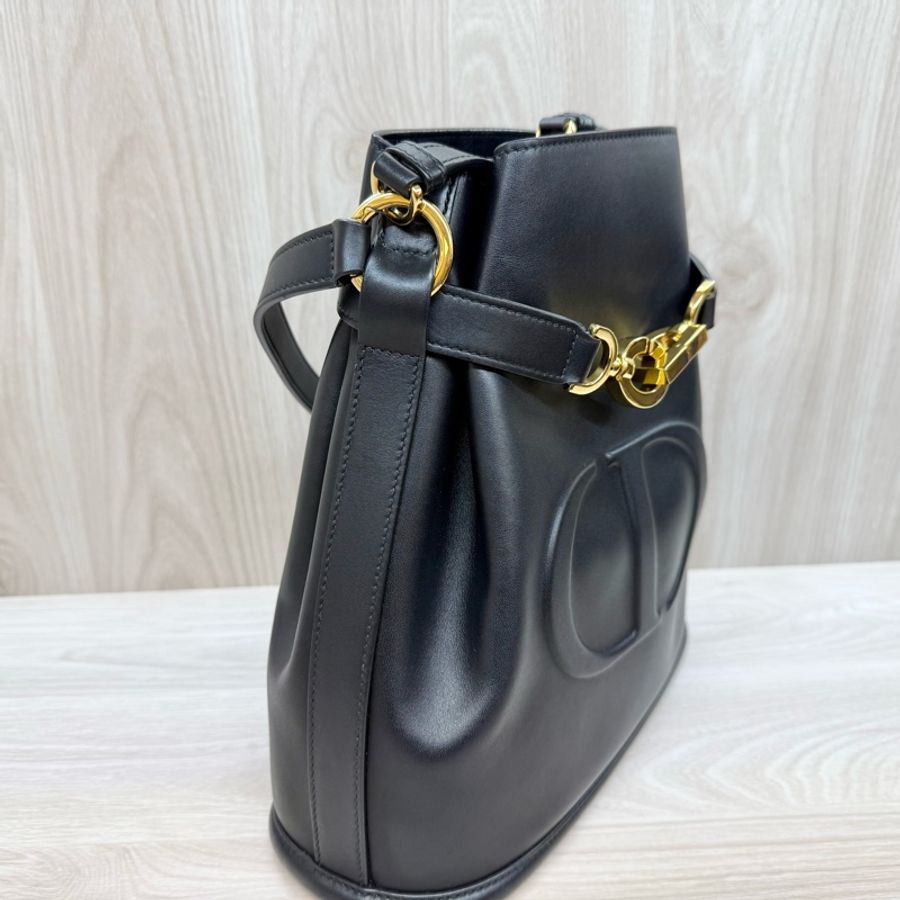 DIOR✨黑金牛皮cest Dior水桶包M2271UBHA-11