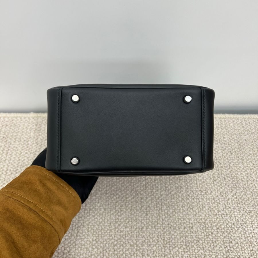 Hermes 愛馬仕 Mini lindy 黑色 Swift皮 CT鴛鴦扣-4