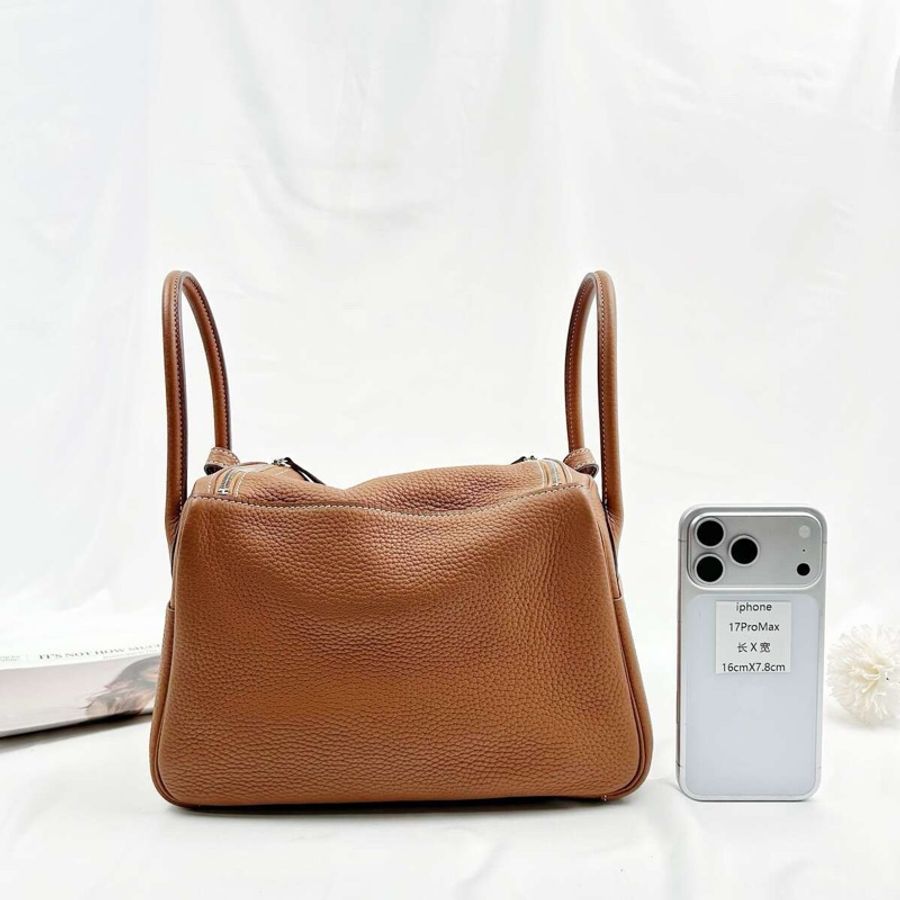 Hermes 愛馬仕Lindy26金棕色TC皮銀扣-1