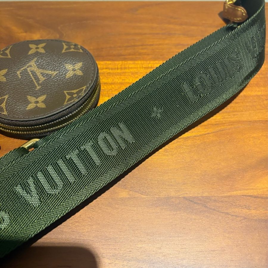 LV 五合一綠背袋-10