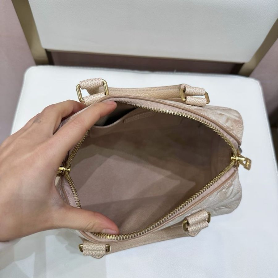 LV sp20日月星辰系粉枕頭包肩背包芯片款 20*14 98新配件鎖鑰匙肩帶 塵袋-3