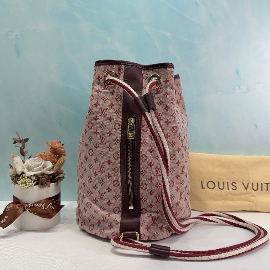 LV 粉紅帆布束口水桶包-1