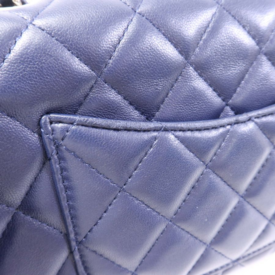 CHANEL 羊皮皮革Mini Classic 20銀扣鏈帶肩背袋-15