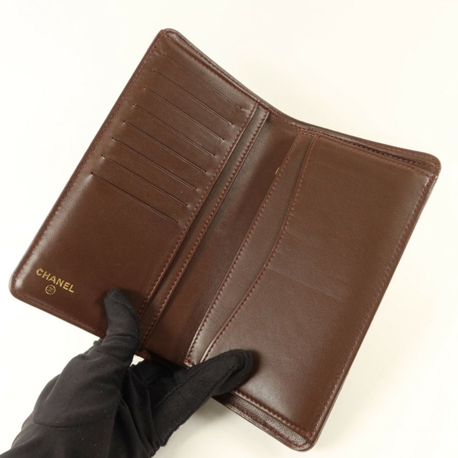 CHANEL 羊皮皮革Long Bifold Wallet金扣長錢包-4