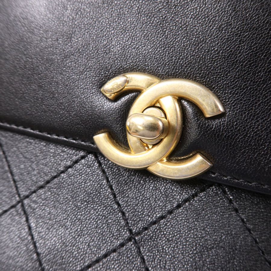 CHANEL 牛皮皮革Coco Luxe Flap Bag Small金扣鏈帶手挽肩背兩用袋-6