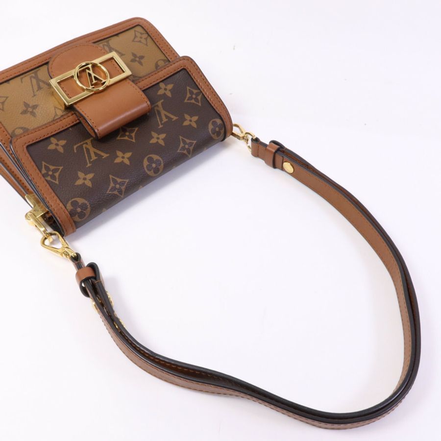 LOUIS VUITTON Monogram Reverse Mini Dauphine金扣肩背袋-8