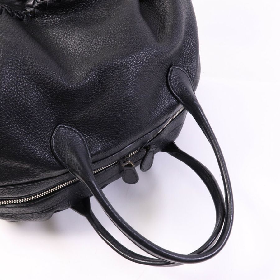 BOTTEGA VENETA 牛皮皮革Cushion Bag銀扣手挽袋-8