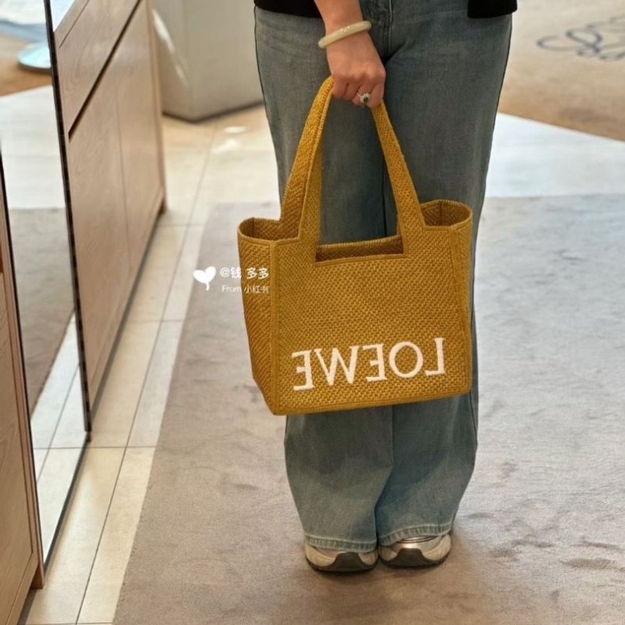 LOEWE草編手提肩背斜背托特包23*19*10 95新 配件塵袋-0