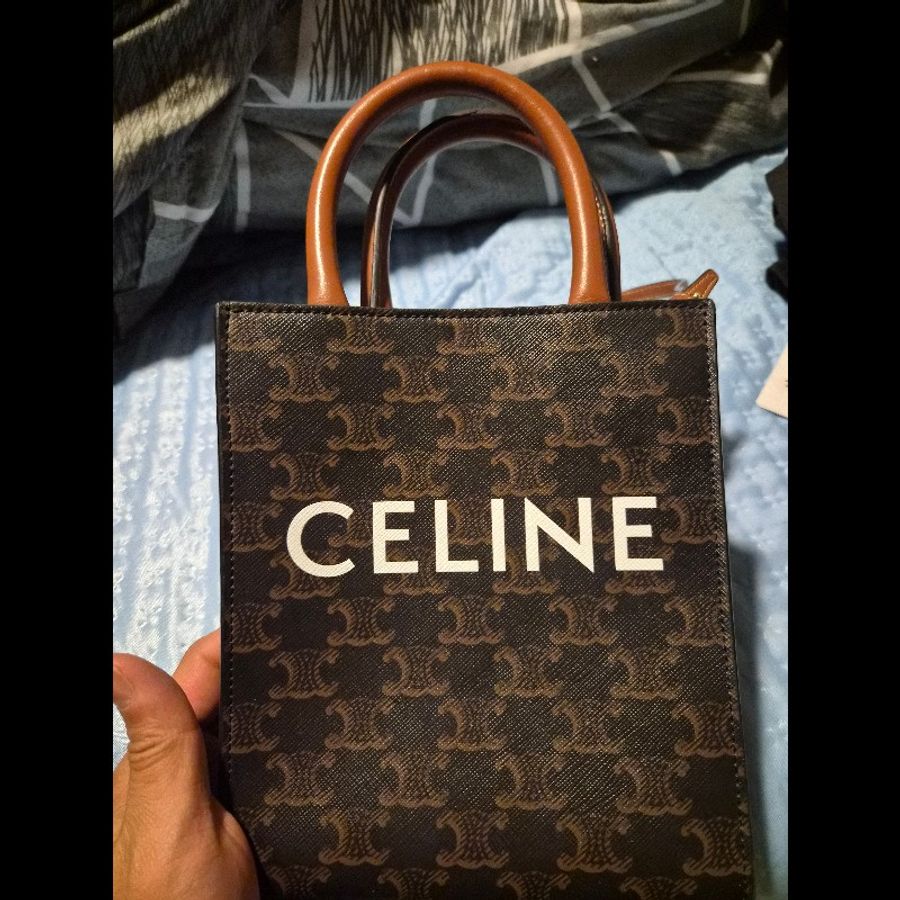 Celine 琴譜包Mini Vertical Cabas-0