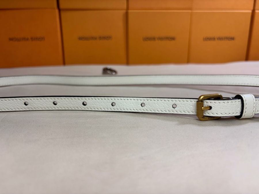 ✨近新閒置 夢幻聯名 ✨Gucci x adidas✨ 黑白手機包 肩背 斜背包-9