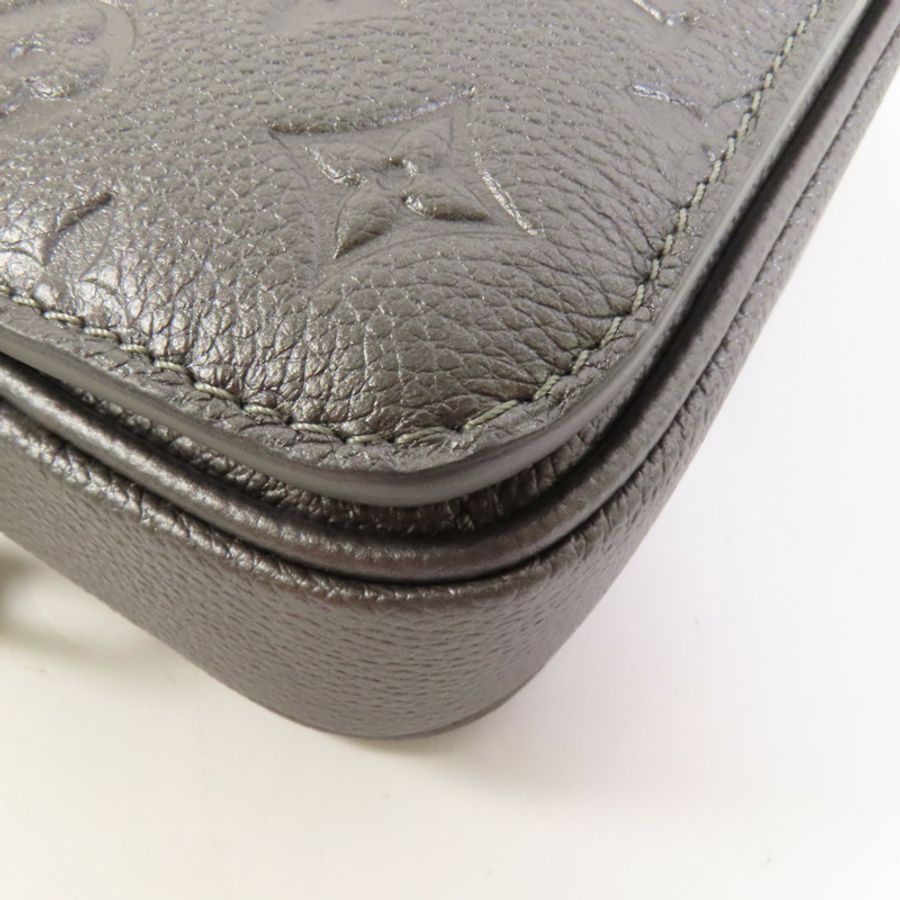 LOUIS VUITTON Monogram Empreinte Pochette Metis  East West金扣手挽肩背兩用袋-10