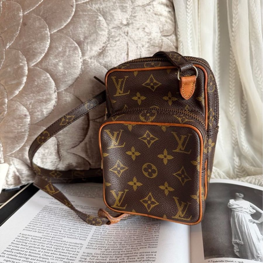 路易威登斜挎包  Louis Vuitton經典老花雙層相機包 斜挎 包包 女生 男生 louis vuitton camera bag-0