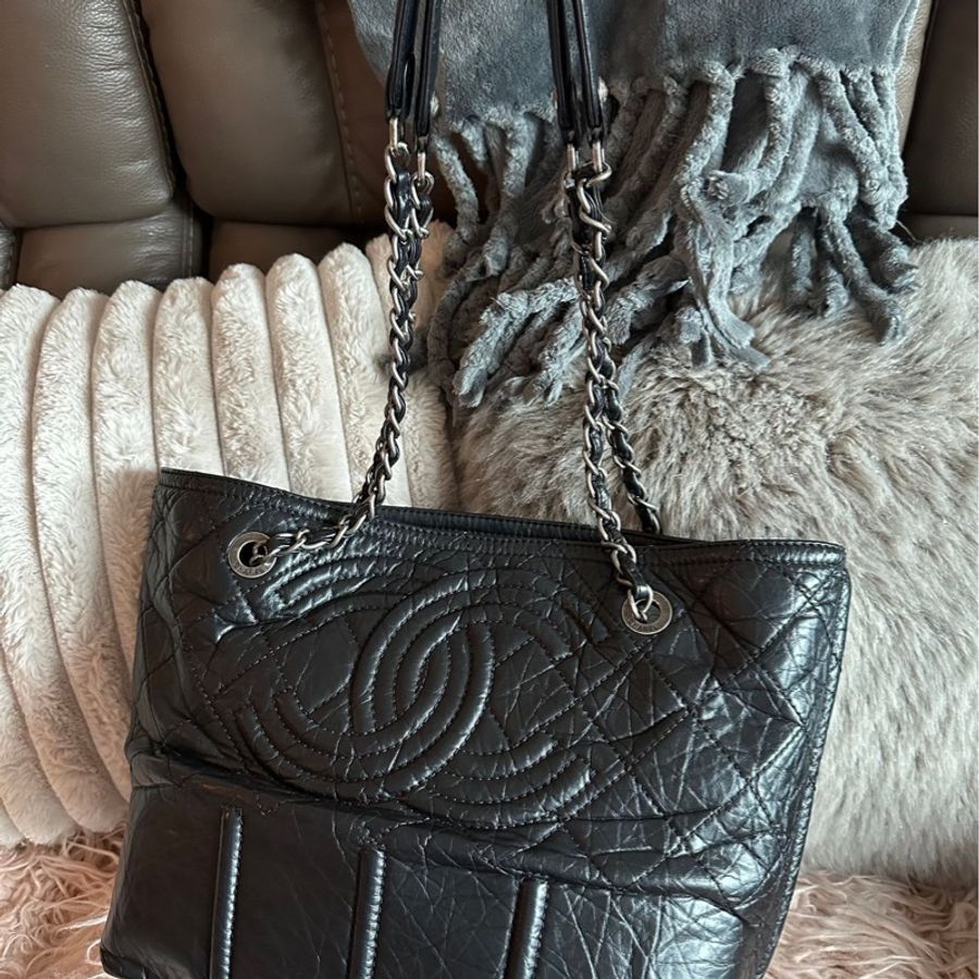 香奈兒黑色皮革鏈條托特包 多容量 鏈條包 肩背包 手提包 Chanel Paris-Moscow Black Calfskin Moscow Shopping small Tote chain bag-5
