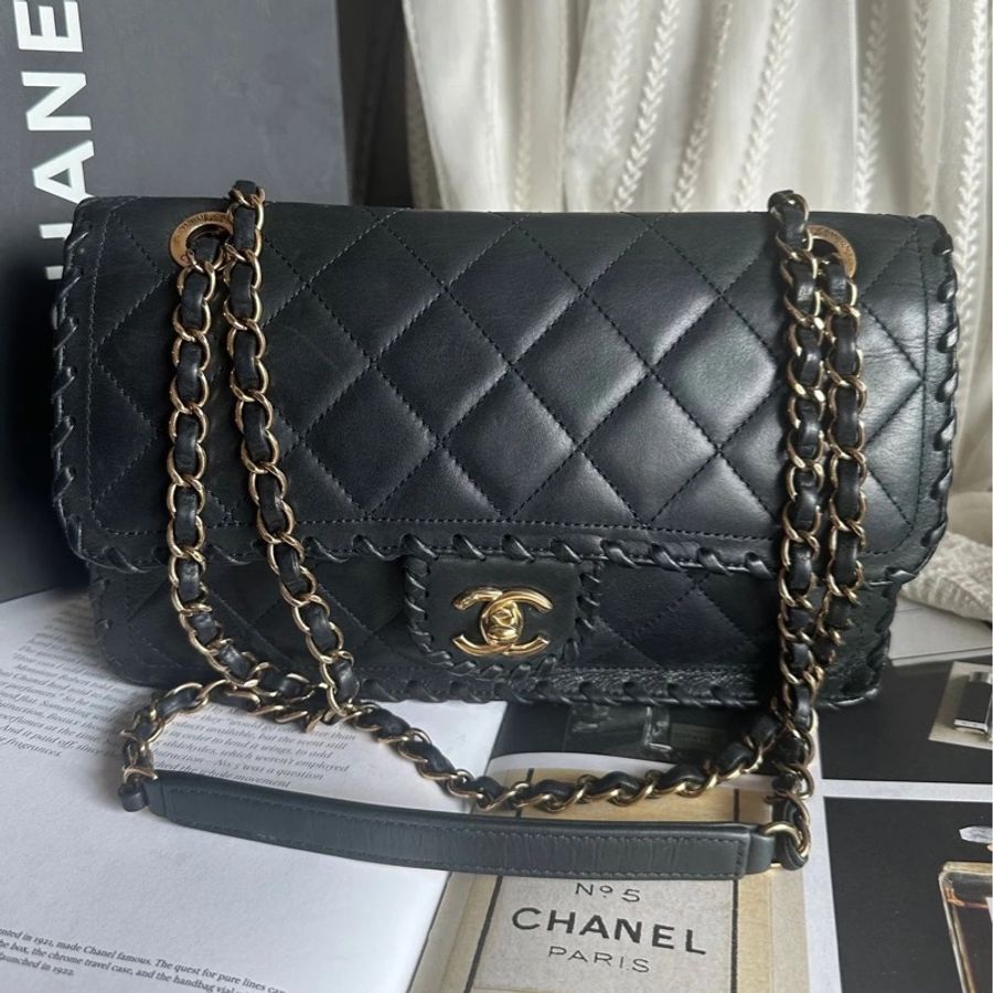香奈兒單蓋包黑色小牛皮單蓋鏈條包 肩背包 斜背包 香奈兒 bag 斜挎包 單蓋包 CC chanel black calfskin single flap chain-0