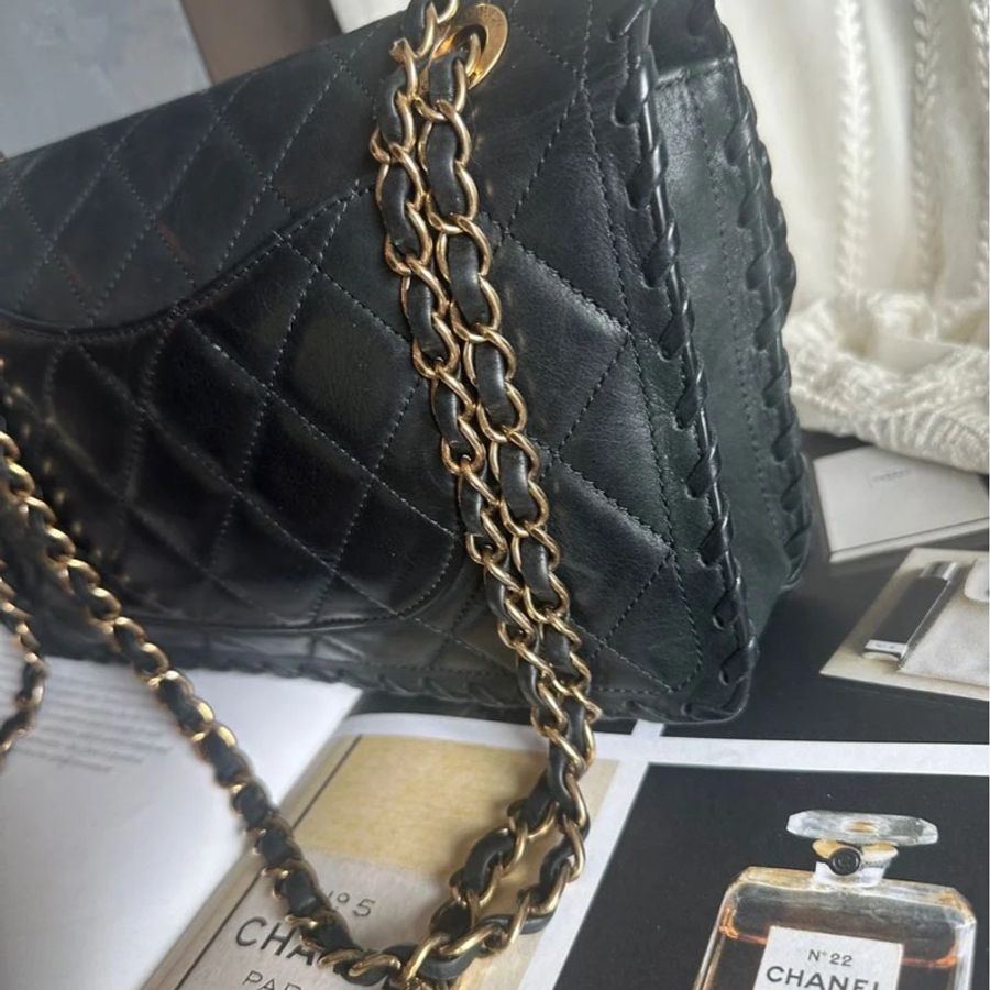 香奈兒單蓋包黑色小牛皮單蓋鏈條包 肩背包 斜背包 香奈兒 bag 斜挎包 單蓋包 CC chanel black calfskin single flap chain-13