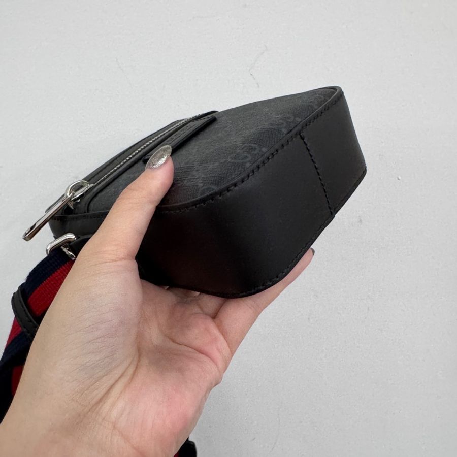 Gucci 黑灰PVC銀釦Mini日字包 近全新-8