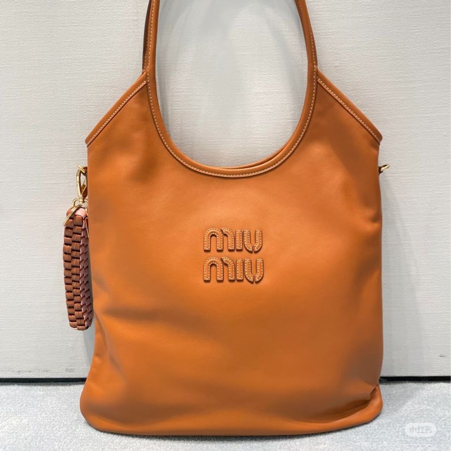 #MIUMIU 缪缪 🍪🍪98新 焦糖色ivy托特包 尺寸35*33-22