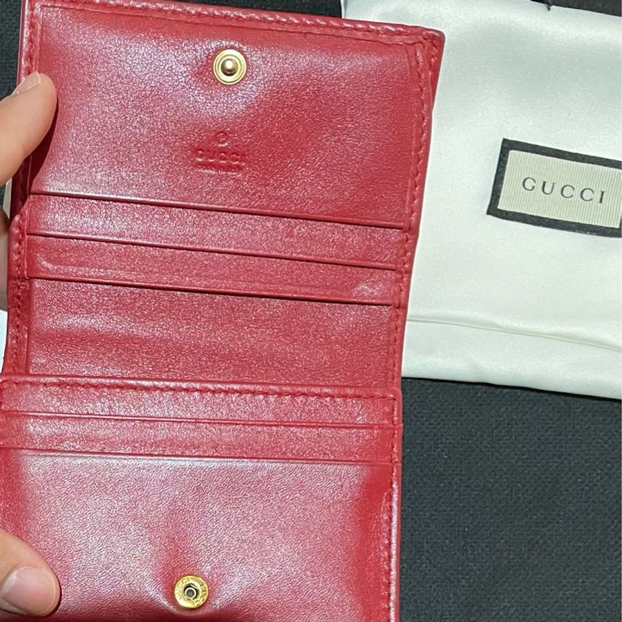 Gucci MARMONT 馬夢系列金釦紅色短夾（付台灣購證）-23