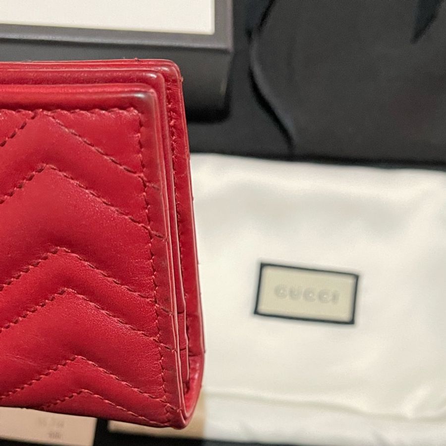 Gucci MARMONT 馬夢系列金釦紅色短夾（付台灣購證）-39