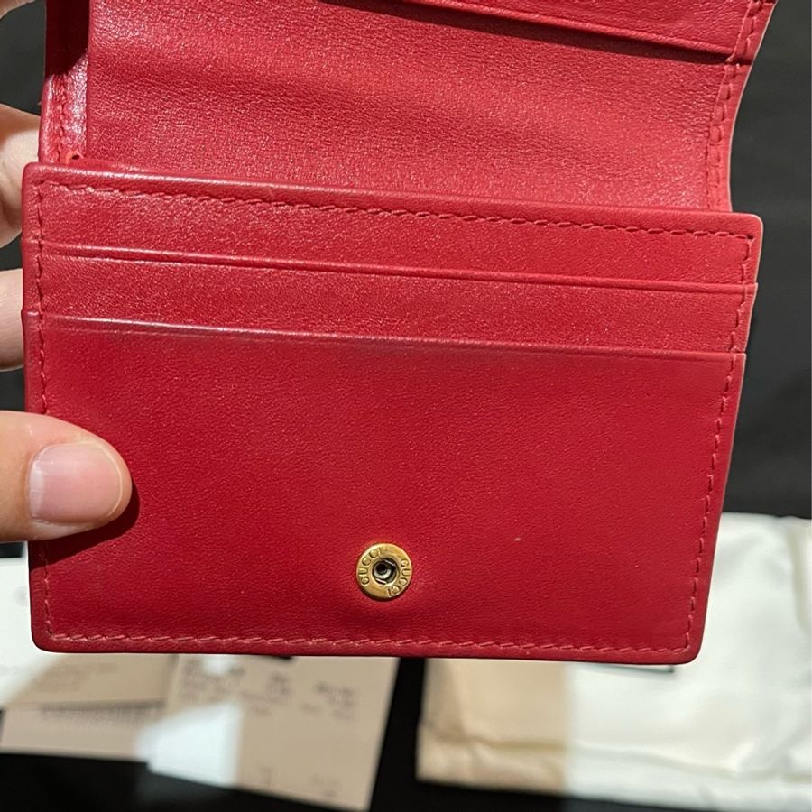 Gucci MARMONT 馬夢系列金釦紅色短夾（付台灣購證）-46