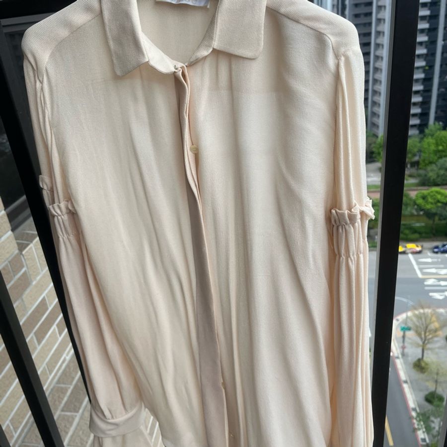 Chloe 淡粉色襯衫 氣質風適合上班族-6