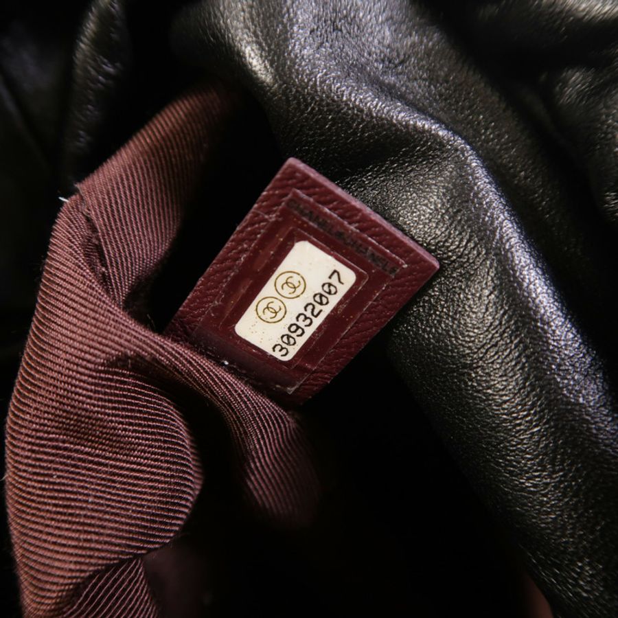 CHANEL 羊皮皮革Drawstring Bag金扣鏈帶肩背袋-7