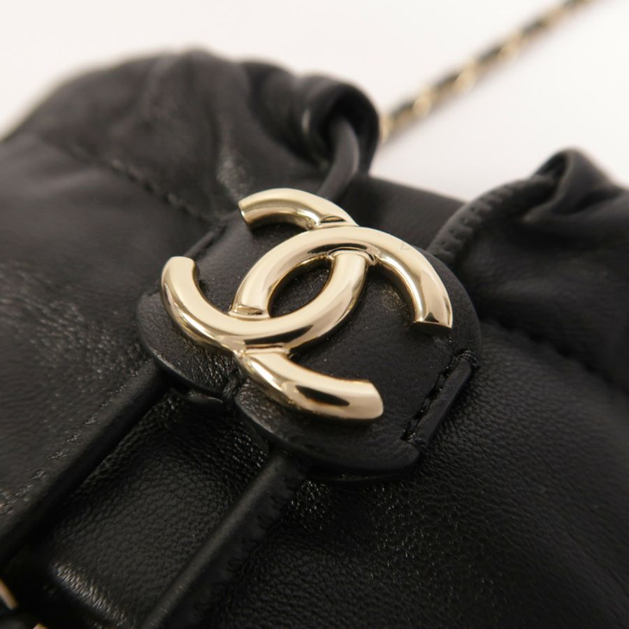 CHANEL 羊皮皮革Drawstring Bag金扣鏈帶肩背袋-15