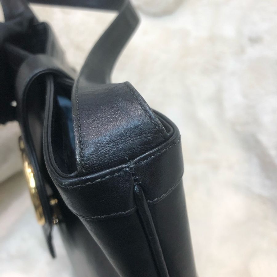 Gucci 金Logo 黑色水桶袋 XA705-6