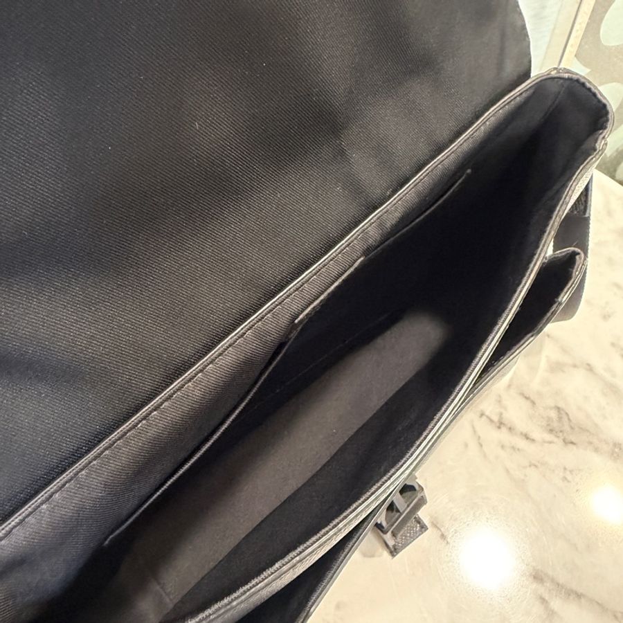 LV 黑灰原花黑牛皮斜背包M30746-10